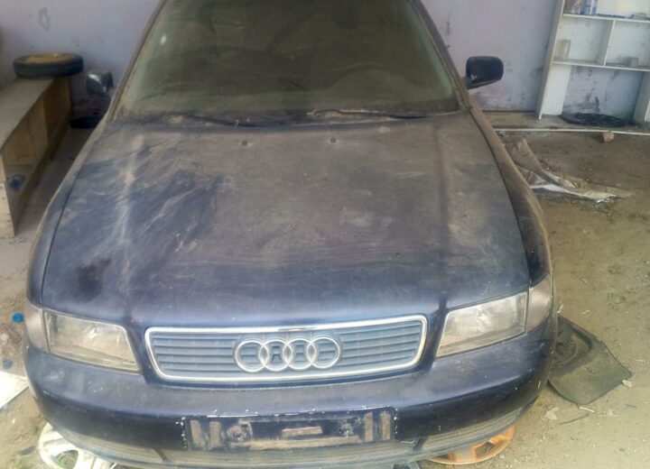 AUDI PARA DESGUACE O PROYECTO DE RESTAURACIÓN