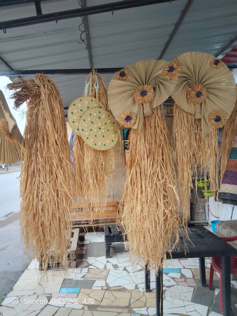 ARTE Y DECORACION TRADICIONAL
